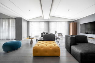 大連200平現(xiàn)代風(fēng)二手房改造 光客廳就驚艷無(wú)比！室內(nèi)外一體化裝飾設(shè)計(jì)施工全解析